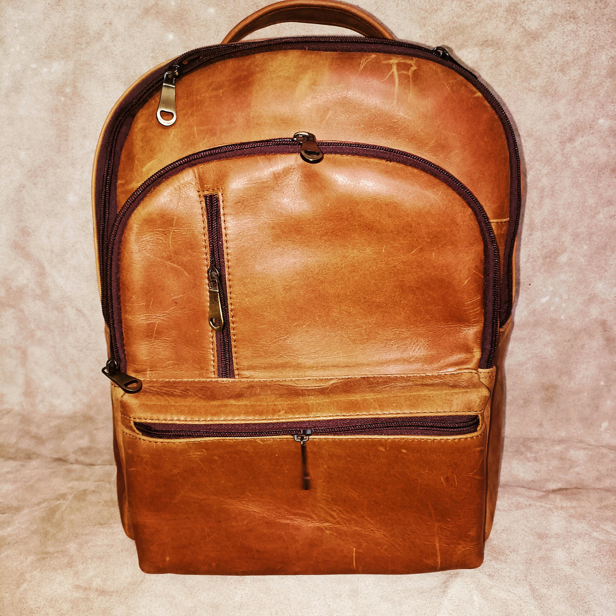 Crazy Horse Leather Travel Backpack: Handmade Unisex Bag + Free Pouch.