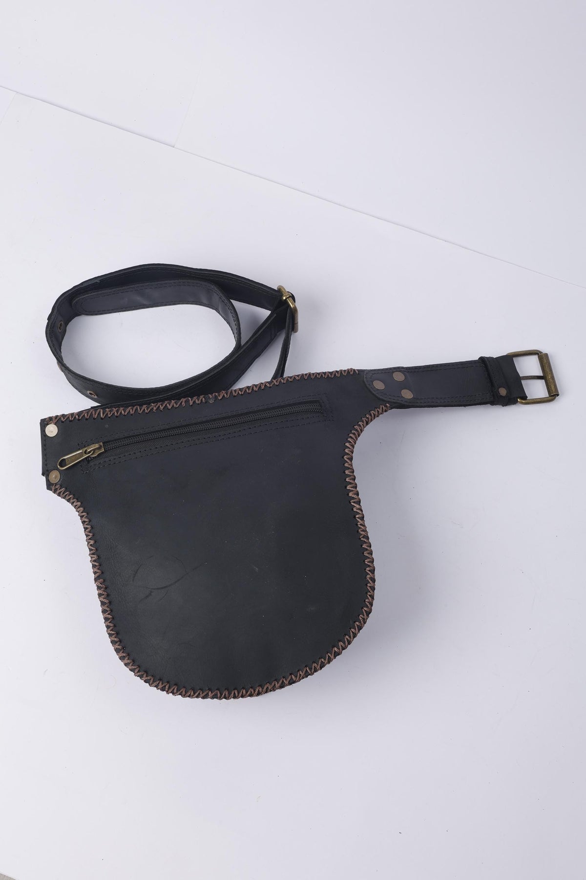 Handmade Leather Thigh Bag: Motorcycle Biker Leg Pouch