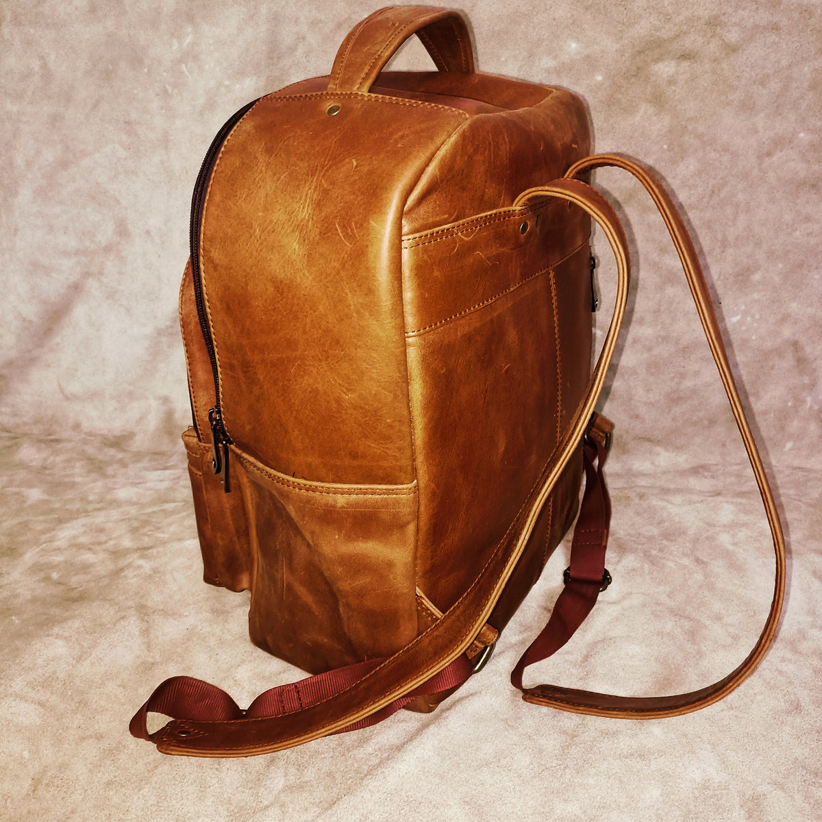 Crazy Horse Leather Travel Backpack: Handmade Unisex Bag + Free Pouch.